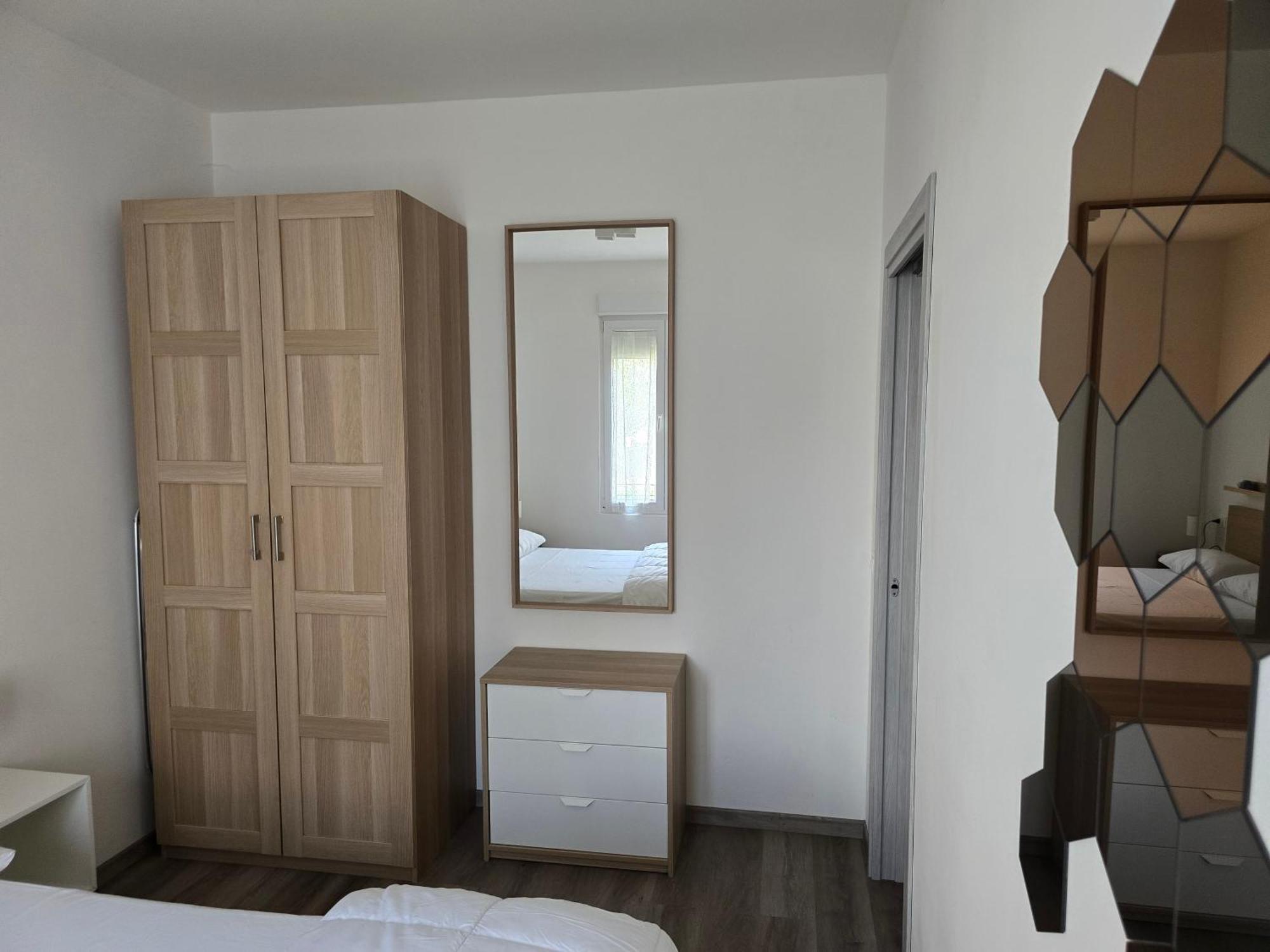 Villa Nerina Apartment Lignano Sabbiadoro Eksteriør billede