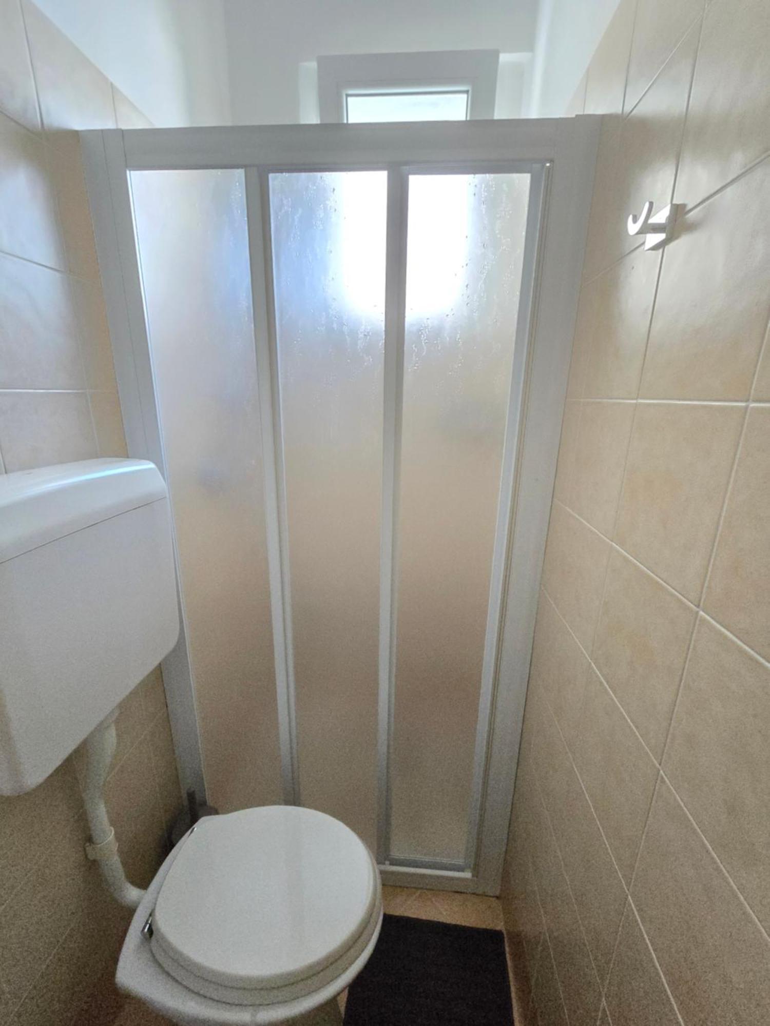 Villa Nerina Apartment Lignano Sabbiadoro Eksteriør billede
