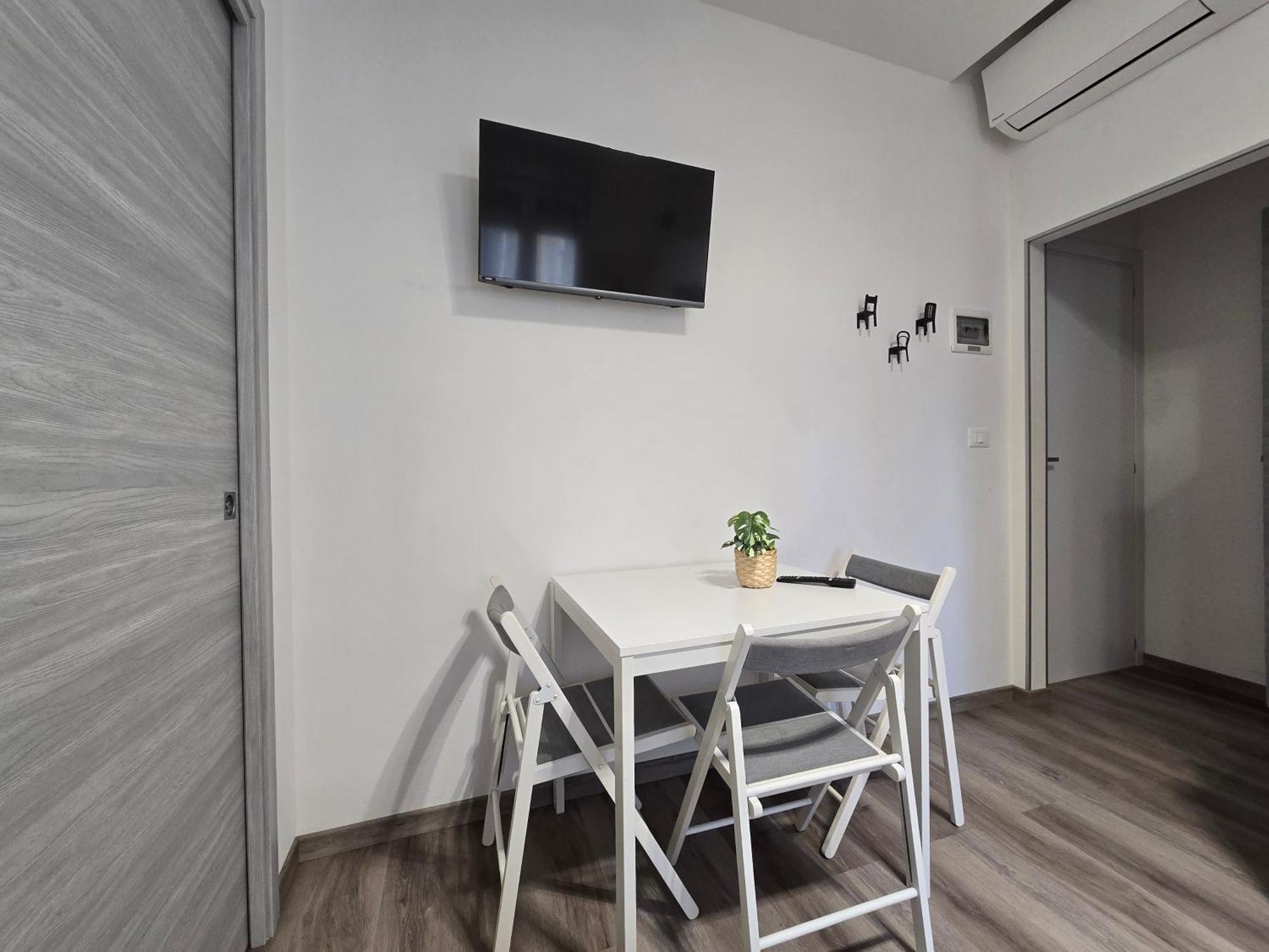 Villa Nerina Apartment Lignano Sabbiadoro Eksteriør billede